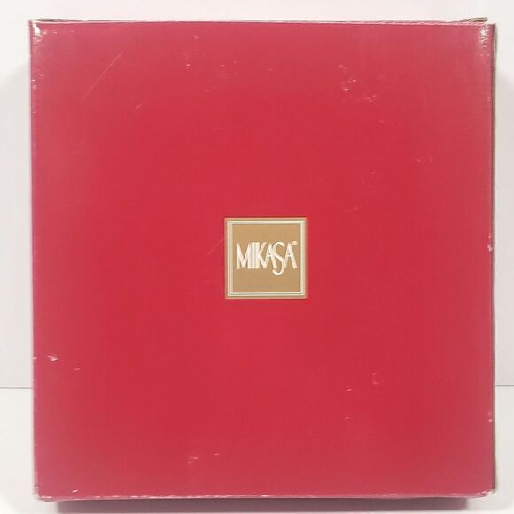 Mikasa Holiday Elegance Christmas Tree Candy Dish Holly Berries FKOO I-203 - Picture 3 of 10